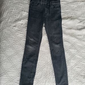 H&M black skinny jeans